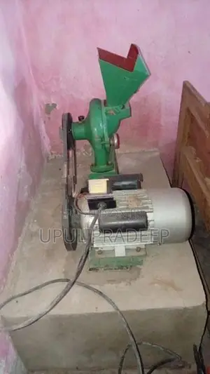 මිරිස් සහ තුනපහ ඇඹරුම් යන්ත්‍ර