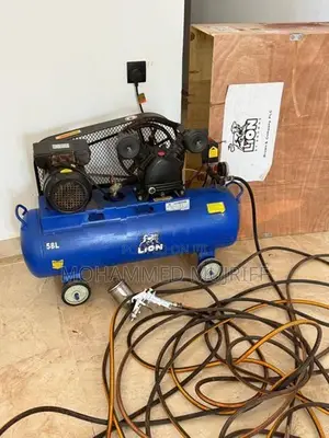 Air Compressor with Gun and 70-80 feet long Horse