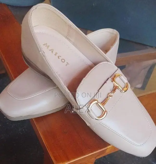 Ladies Shoes Mascot