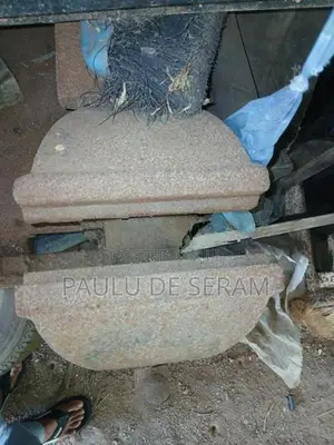 UK Made Heavy Duty Bench Vise (Dadu Aduwa)