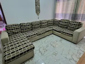 Damro Sofa Set