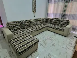 Damro Sofa Set