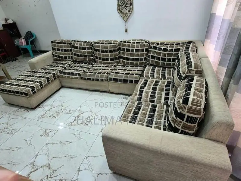 Damro Sofa Set