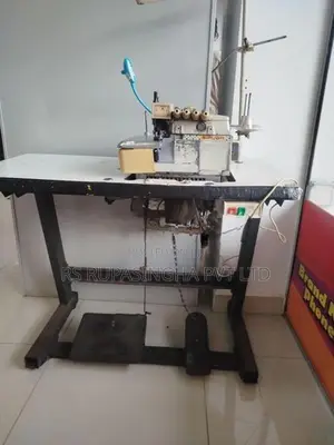 Siruba 5 Thread Overlock Machine