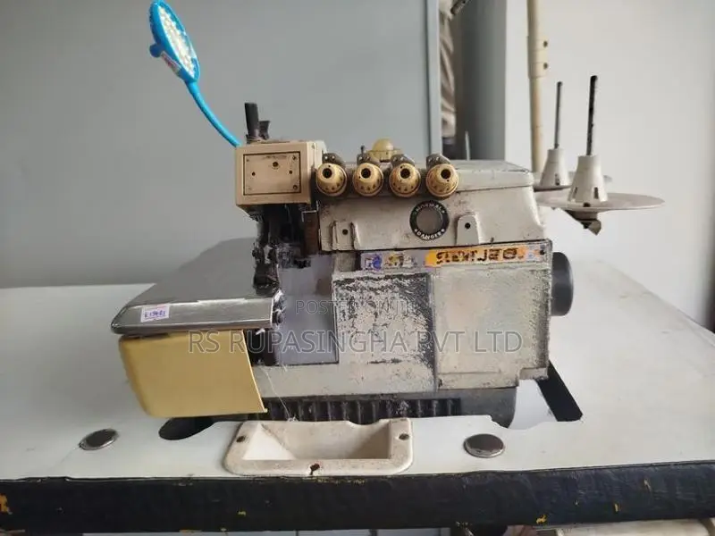 Siruba 5 Thread Overlock Machine