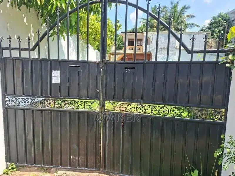 Steel With Amano Sheets Gate