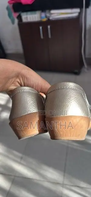 Ladies Shoes