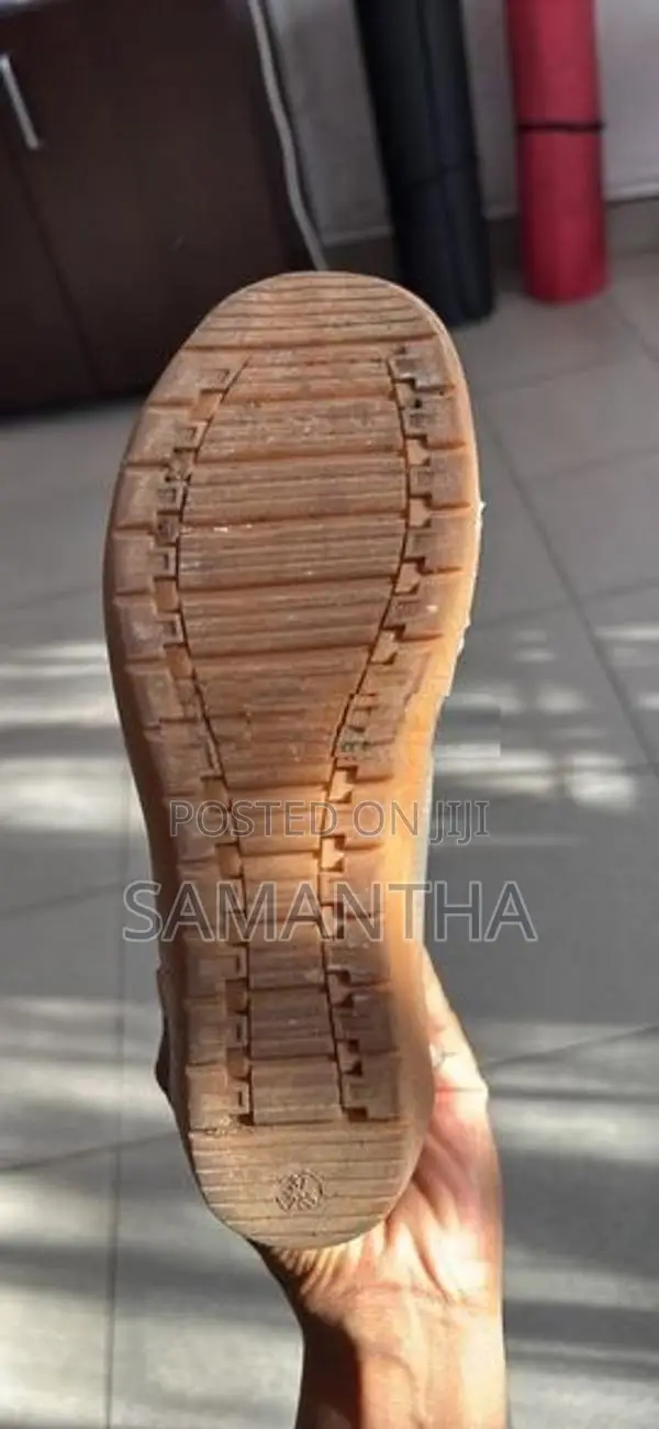 Ladies Shoes