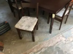 Mahogany Table With Chairs