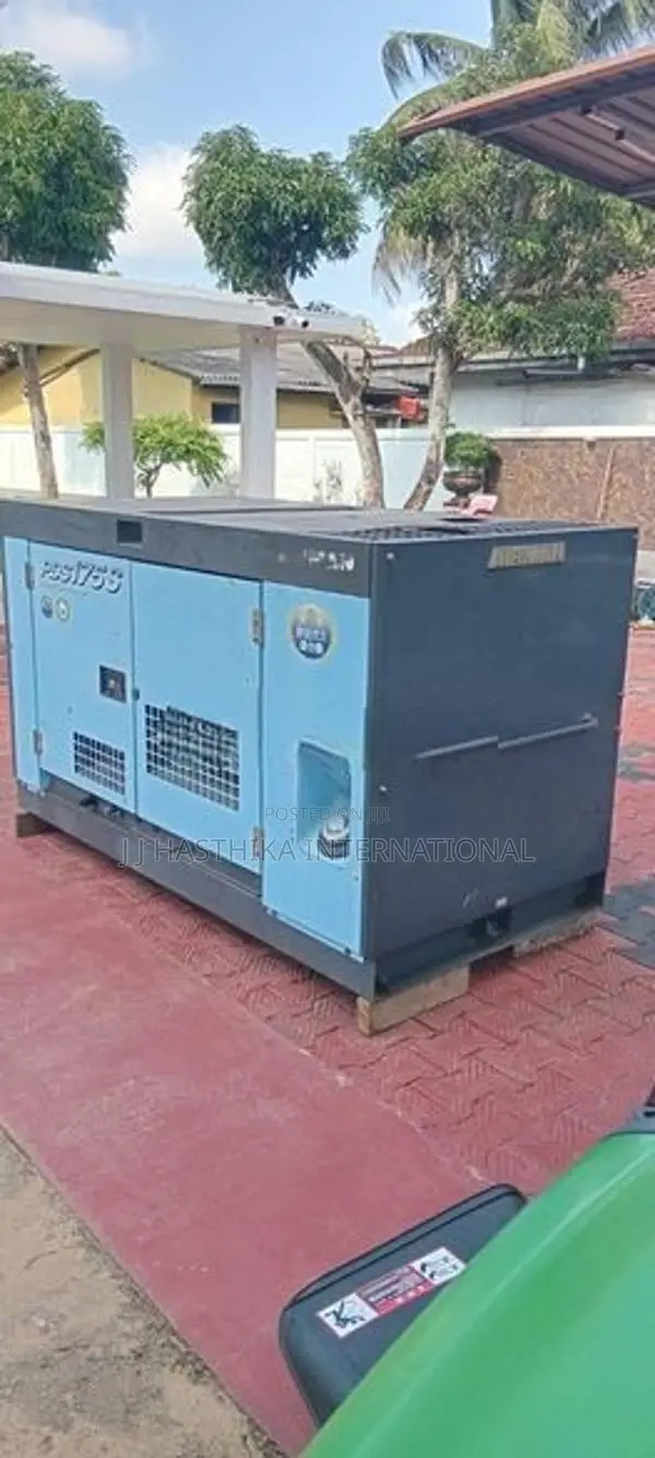 Airman PDS175-SS Screw Compressor