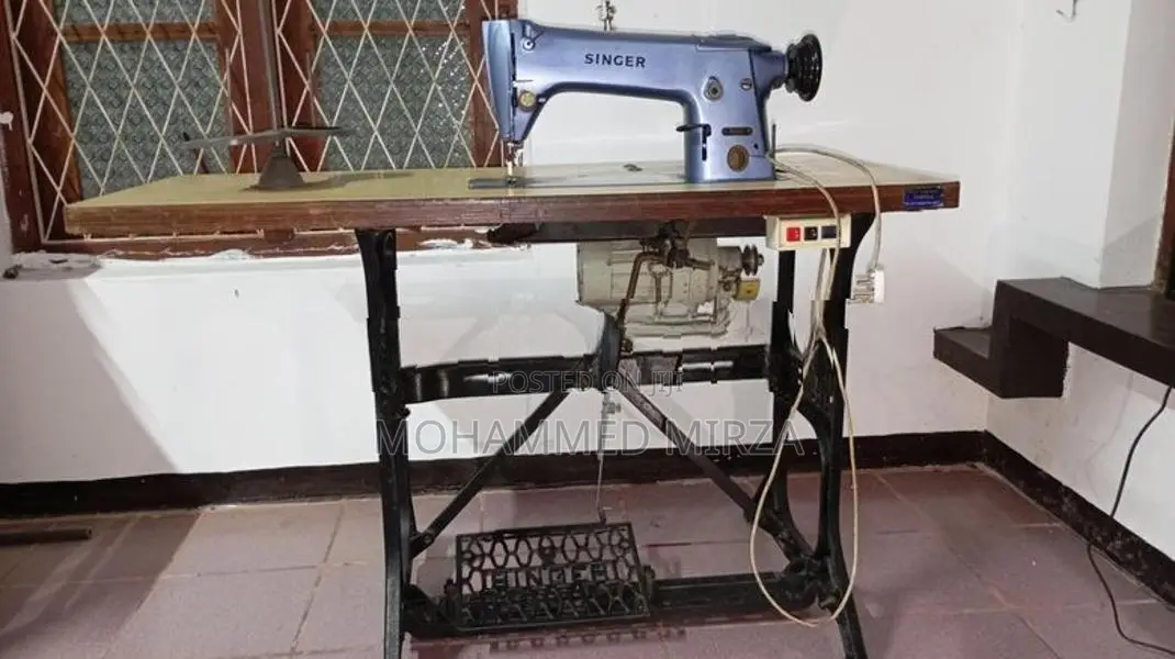 Singer Sewing Machine
