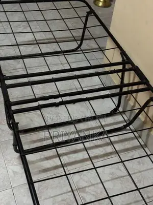 Foldable/Folding Bed