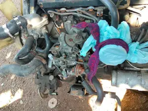 Dolphin 3L engine with gear box for Van