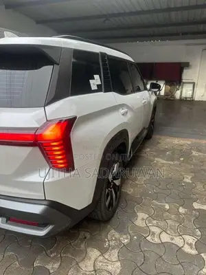 Mitsubishi Destinator 2026 SUV (Used)