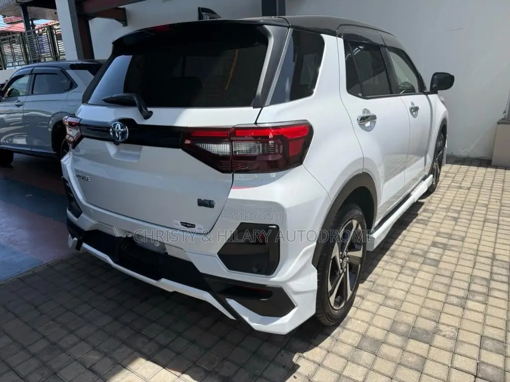 Toyota Raize HYBRID BODY KIT 2026 SUV Unregistered (Recondition)
