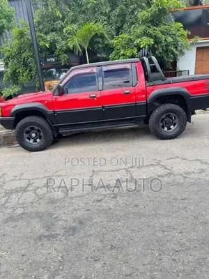 Mitsubishi Strada 1993 Pickup (Used)