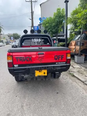 Mitsubishi Strada 1993 Pickup (Used)