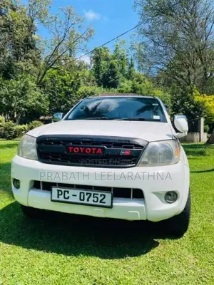 Toyota Hilux 2006 Pickup (Used)