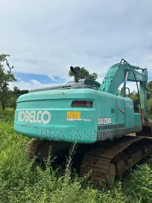 Kobelco Excavator 2011 Heavy-Duty (Used)