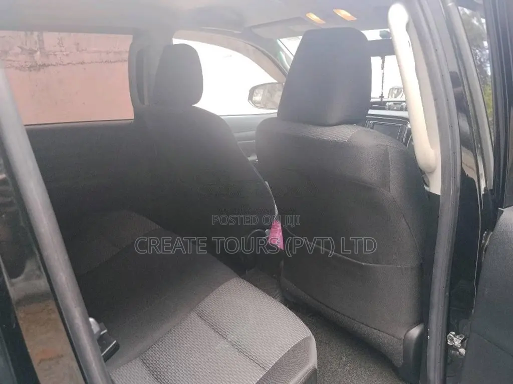 Toyota Hilux 2019 Pickup (Used)