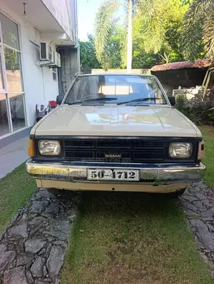 Nissan D CAB 1987 Pickup (Used)