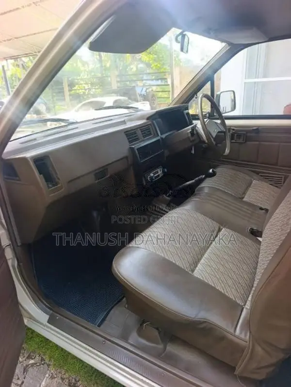 Nissan D CAB 1987 Pickup (Used)