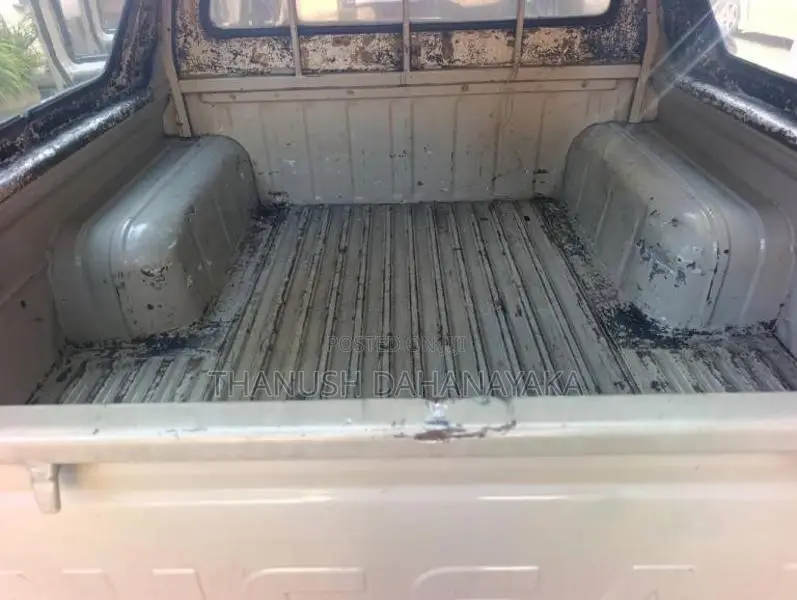 Nissan D CAB 1987 Pickup (Used)