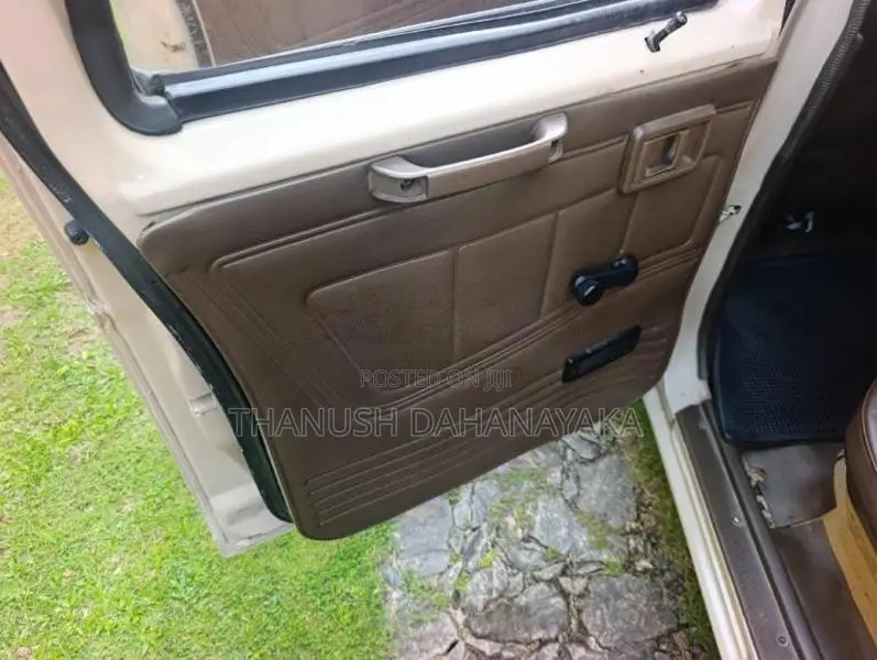 Nissan D CAB 1987 Pickup (Used)