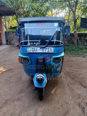 Bajaj RE 2009 Three Wheel (Used)