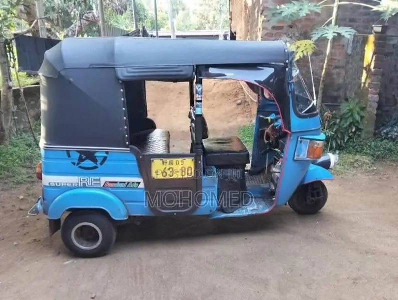 Bajaj RE 2009 Three Wheel (Used)