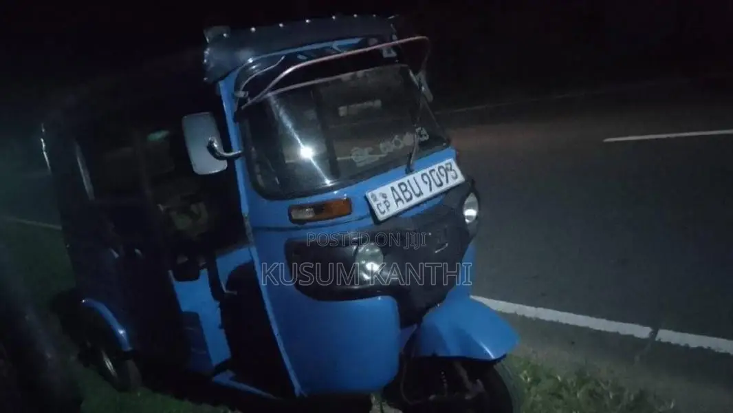 Bajaj 4 Stroke 2020 Three Wheel (Used)