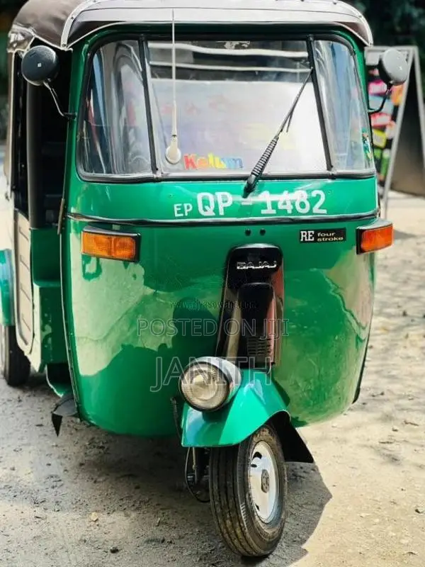 Bajaj 4 stroke 2008 Three Wheel (Used)
