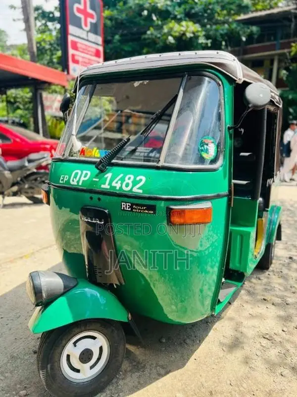 Bajaj 4 stroke 2008 Three Wheel (Used)