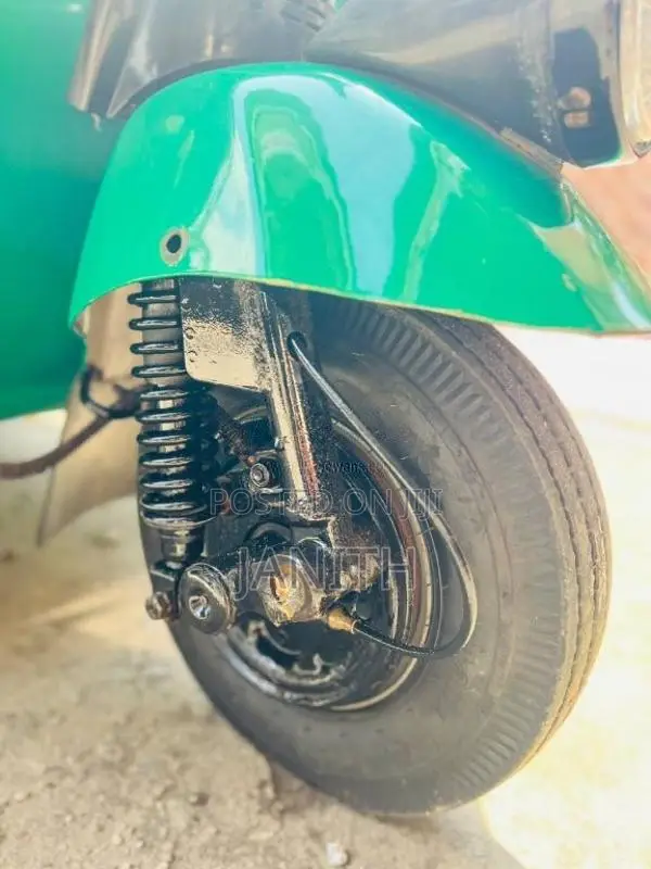 Bajaj 4 stroke 2008 Three Wheel (Used)