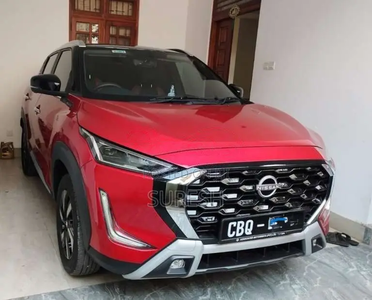 Nissan Magnite Tekna Plus 2025 SUV (Used)