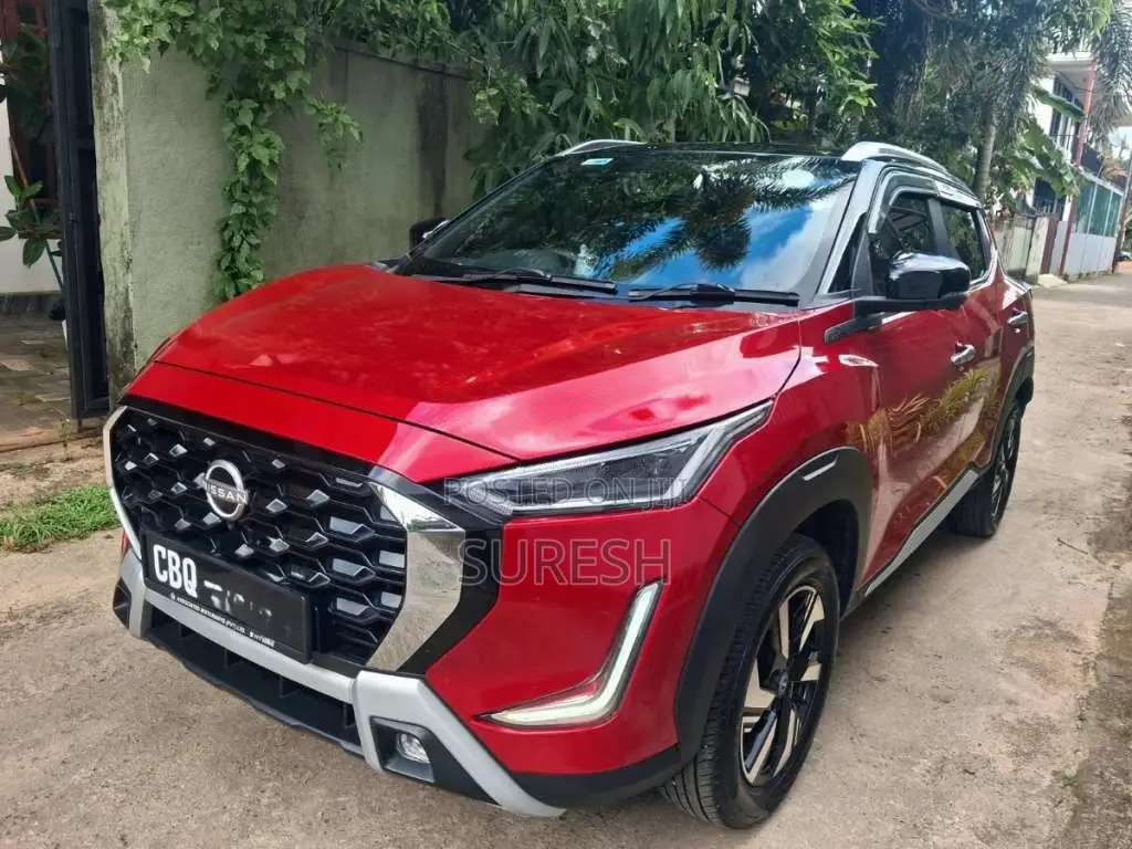 Nissan Magnite Tekna Plus 2025 SUV (Used)