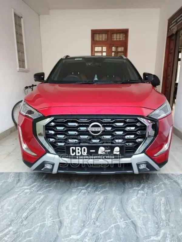Nissan Magnite Tekna Plus 2025 SUV (Used)