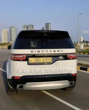 Land-Rover Discovery 5 2019 SUV (Used)