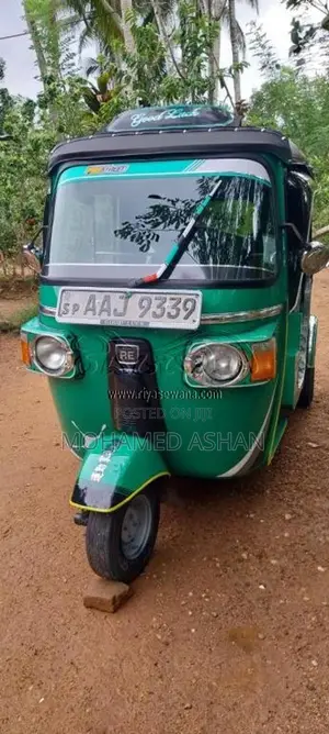 Bajaj RE 205 2012 Three Wheel (Used)
