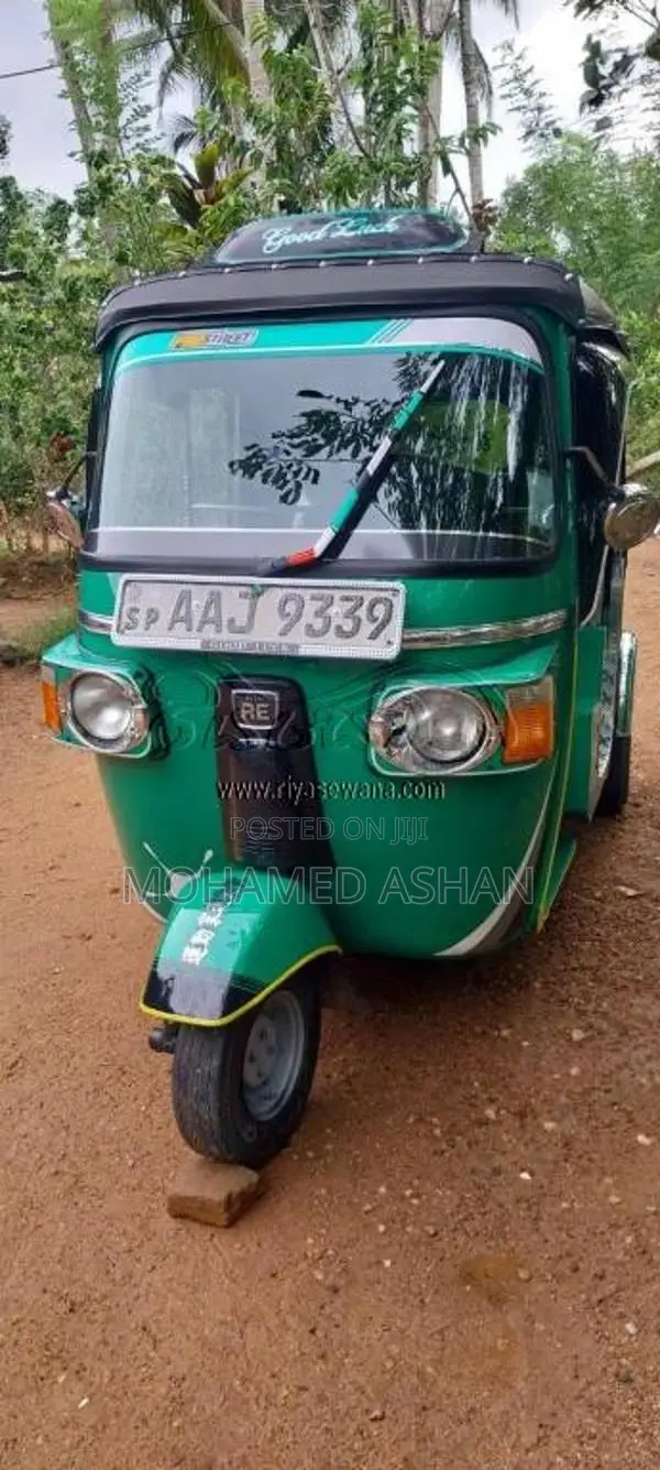 Bajaj RE 205 2012 Three Wheel (Used)