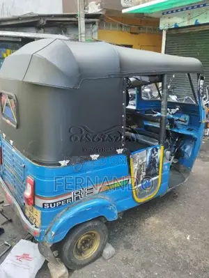 Bajaj 2 Stroke 2005 Three Wheel (Used)