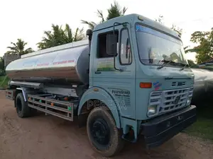 Tata 1615 Bowser 2025 Lorry (Used)