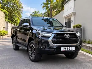 Toyota Hilux 2025 Pickup (Used)