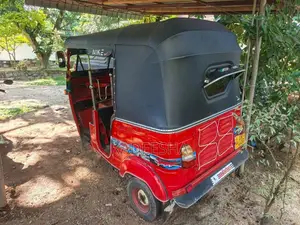 Bajaj 4 Stroke 2007 Three Wheel (Used)