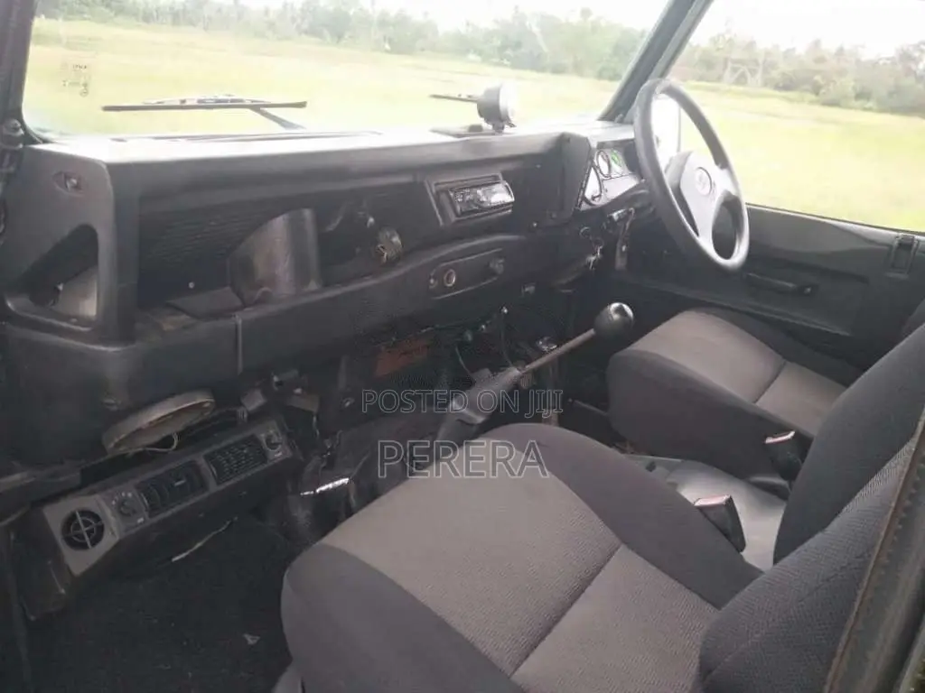 Land-Rover Defender 1957 SUV (Used)