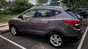 Hyundai Tucson 2012 SUV (Used)