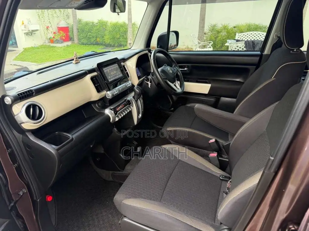 Suzuki XBEE 2018 SUV (Used)
