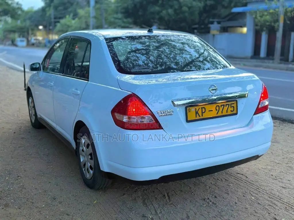 Nissan Tiida 2010 Car (Used)