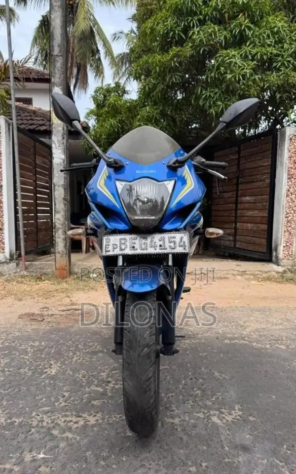 Suzuki Gixxer 2016 Motorbike (Used)