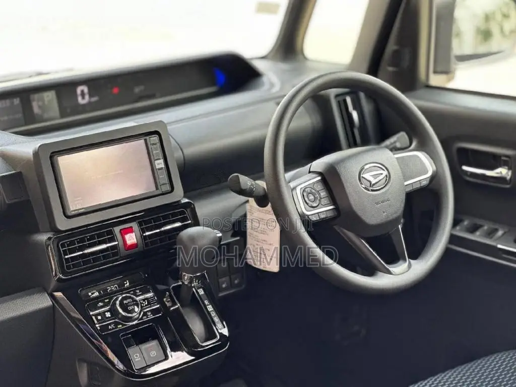 Daihatsu Tanto Custom X 2026 Car (Used)